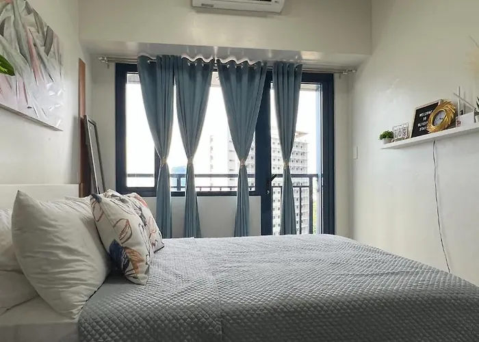 Pleasant Air Residences With Balcony And Fast Wi-fi Apartment Manila