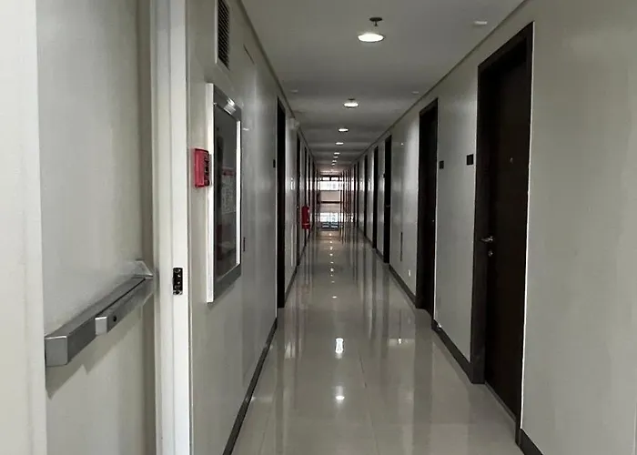 Apartment Pleasant Air Residences With Balcony And Fast Wi-fi *